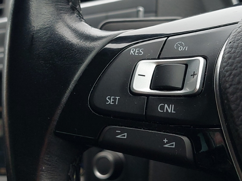 Used Volkswagen Polo 2017 for sale - 77852280: Photo 15