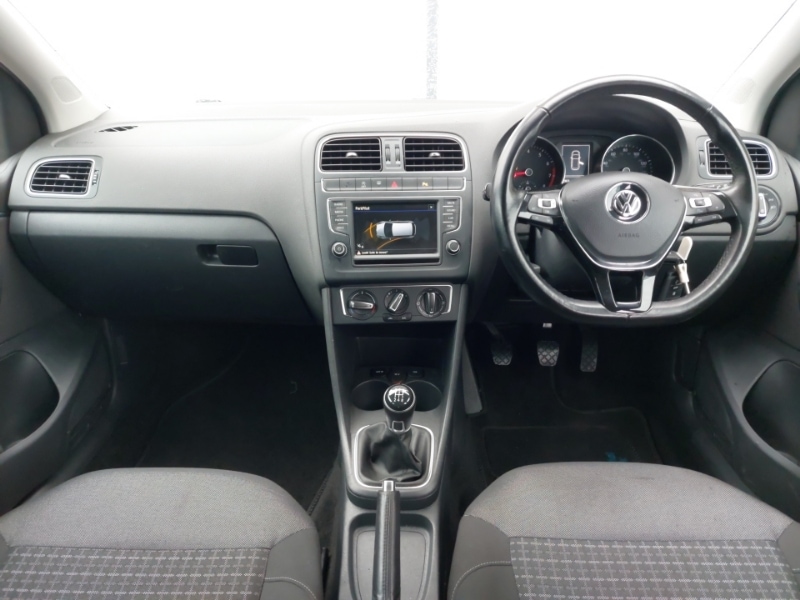 Used Volkswagen Polo 2017 for sale - 77852280: Photo 2