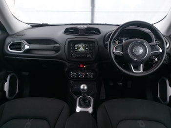 Used Jeep Renegade 2017 for sale - 76507163: Photo