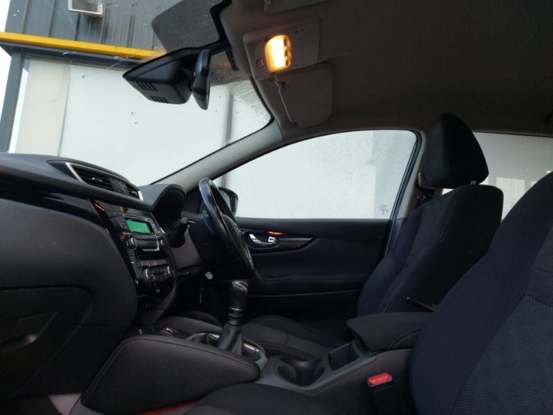 Used Nissan Qashqai 2016 for sale - 77024515: Photo 5