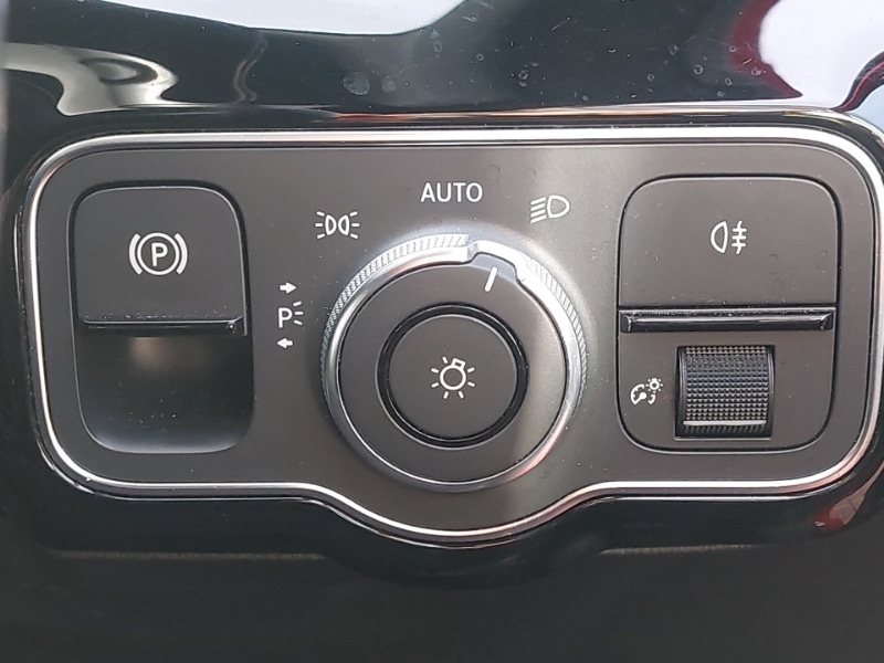 Used Mercedes-Benz A-Class 2018 for sale - 76822186: Photo 14