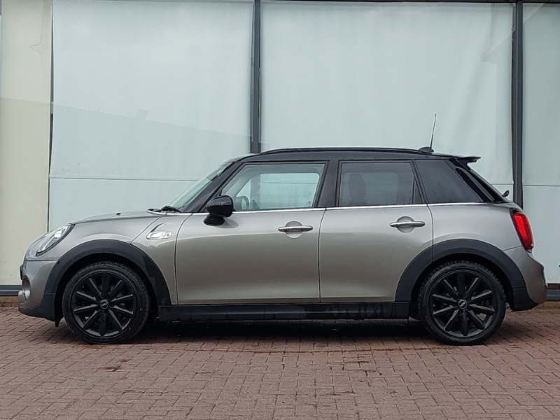 Used MINI Hatch 2019 for sale - 77992756: Photo 4