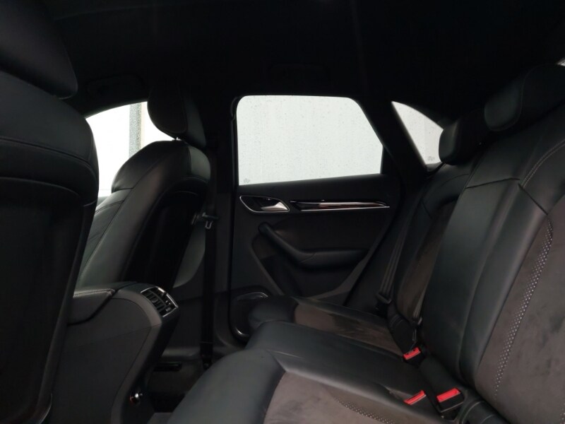 Used Audi Q3 2017 for sale - 76556349: Photo 6