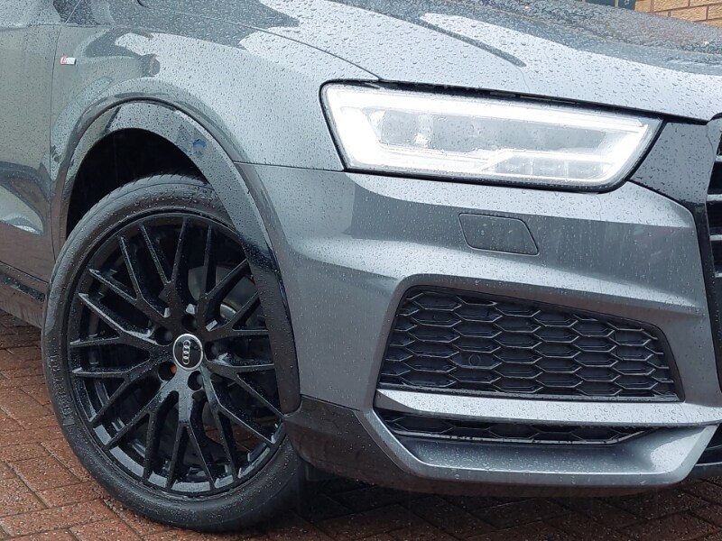 Used Audi Q3 2017 for sale - 76556349: Photo 9