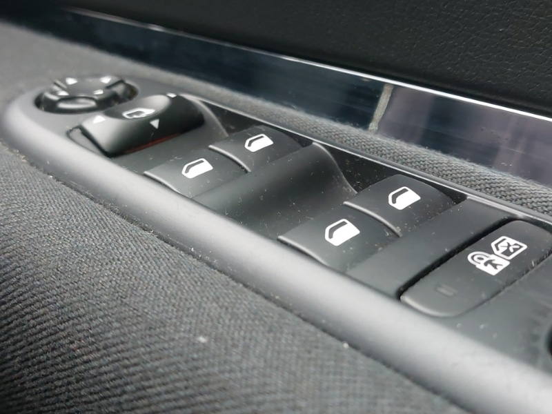 Used Peugeot 3008 2015 for sale - 76507162: Photo 16