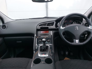 Used Peugeot 3008 2015 for sale - 76507162: Photo