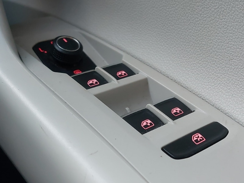 Used Volkswagen Polo 2018 for sale - 77228785: Photo 15