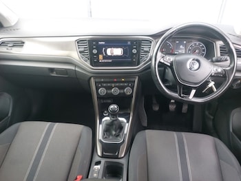 Used Volkswagen T-Roc 2019 for sale - 79567065: Photo