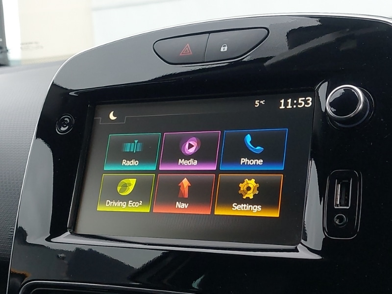 Used Renault Clio 2019 for sale - 76846829: Photo 10