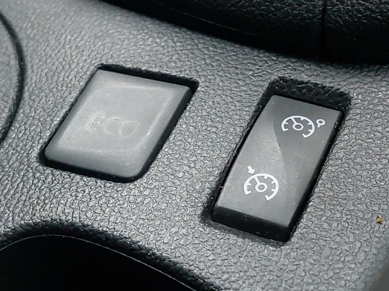 Used Renault Clio 2019 for sale - 76846829: Photo 13