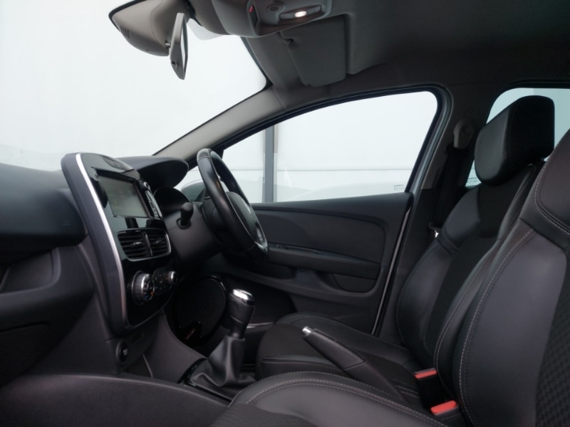 Used Renault Clio 2019 for sale - 76846829: Photo 5