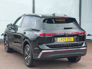 Used Volkswagen Tiguan 2025 for sale - 75652543: Photo