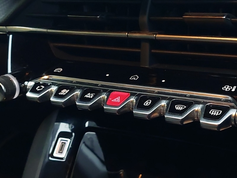 Used Peugeot 208 2024 for sale - 77433530: Photo 17