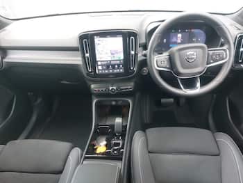 Used Volvo XC40 2025 for sale - 79704326: Photo