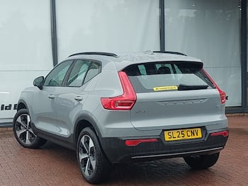 Used Volvo XC40 2025 for sale - 79704326: Photo