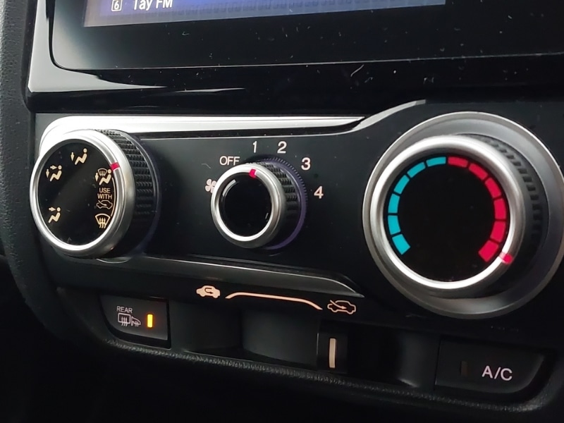 Used Honda Jazz 2017 for sale - 77656815: Photo 11