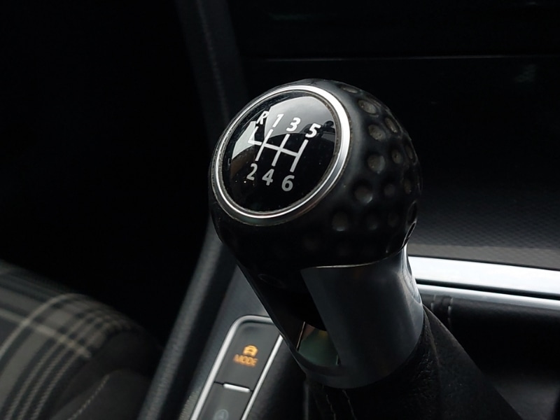 Used Volkswagen Golf 2015 for sale - 77503008: Photo 12