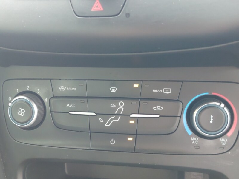 Used Ford Focus 2018 for sale - 78093673: Photo 14