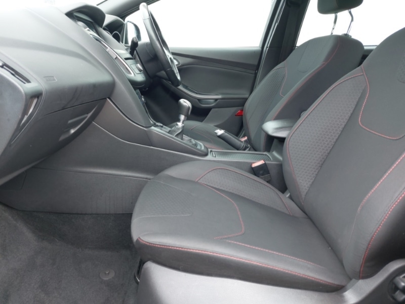 Used Ford Focus 2018 for sale - 78093673: Photo 5