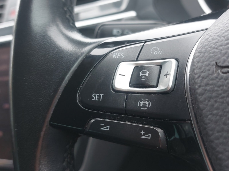 Used Volkswagen Tiguan 2019 for sale - 76052821: Photo 15