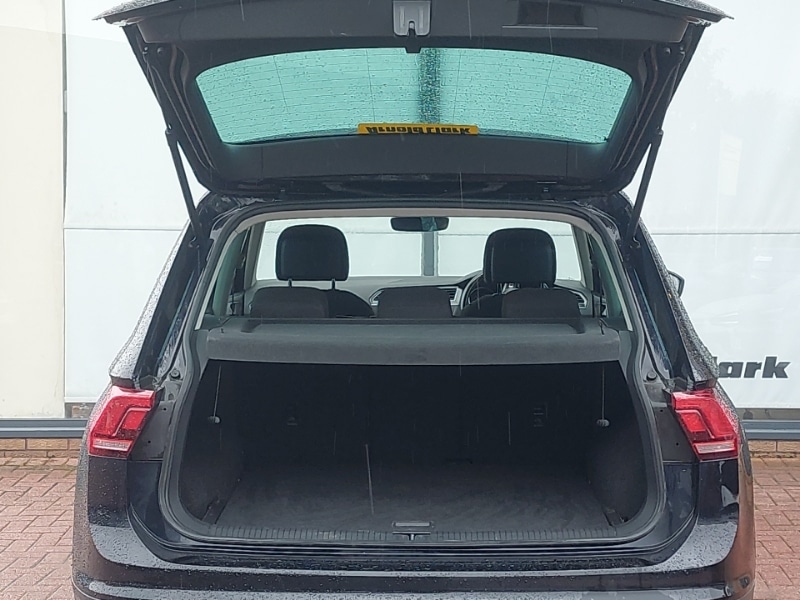 Used Volkswagen Tiguan 2019 for sale - 76052821: Photo 8