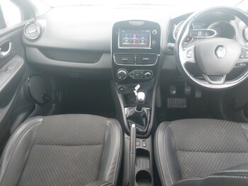 Used Renault Clio 2018 for sale - 78326509: Photo