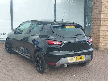 Used Renault Clio 2018 for sale - 78326509: Photo