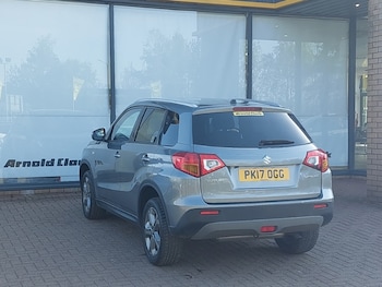 Used Suzuki Vitara 2017 for sale - 79618650: Photo