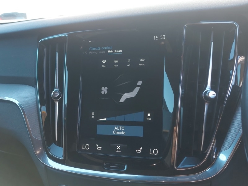 Used Volvo V60 2020 for sale - 76160422: Photo 11