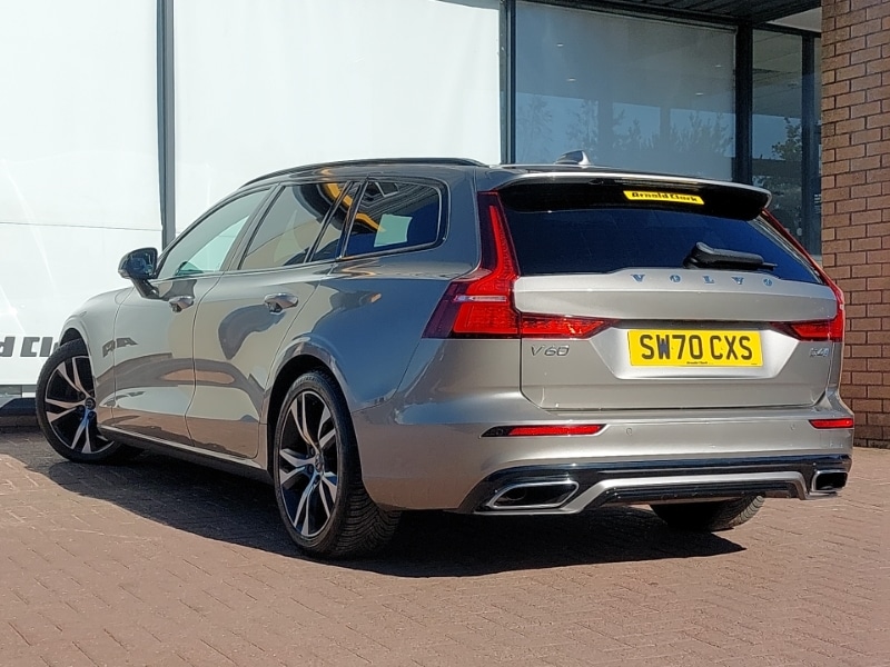 Used Volvo V60 2020 for sale - 76160422: Photo 3