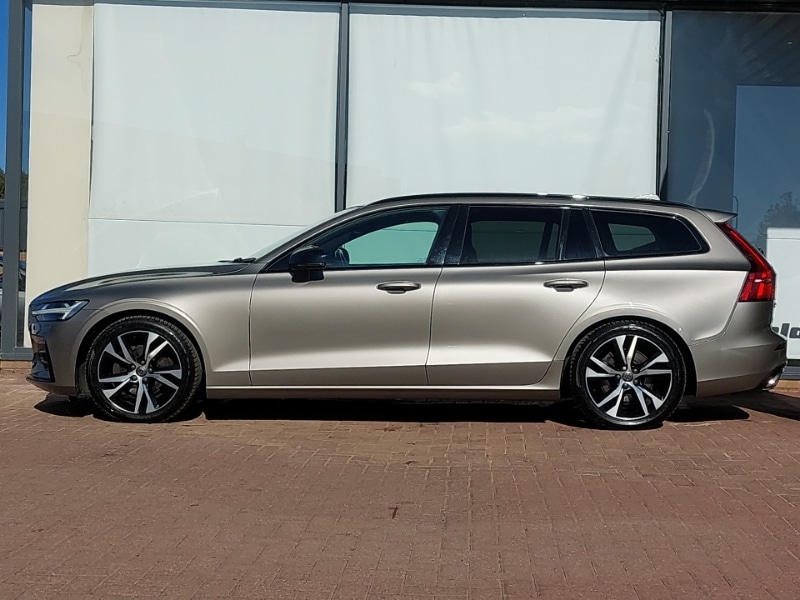 Used Volvo V60 2020 for sale - 76160422: Photo 4