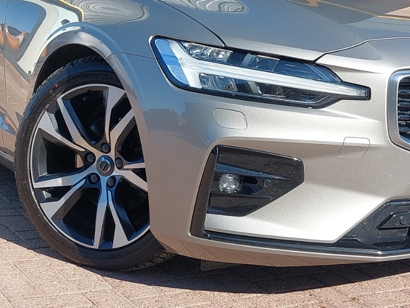 Used Volvo V60 2020 for sale - 76160422: Photo 9