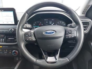 Used Ford Focus 2019 for sale - 75933724: Photo