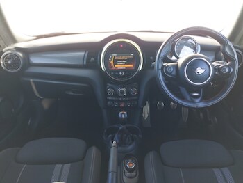 Used MINI Cooper 2019 for sale - 78606412: Photo