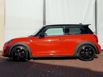 Used MINI Cooper 2019 for sale - 78606412: Photo