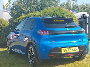 Used Peugeot 208 2022 for sale - 79105910: Photo