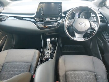 Used Toyota C-HR 2021 for sale - 78269266: Photo