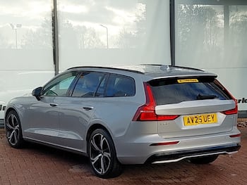 Used Volvo V60 2025 for sale - 79694659: Photo