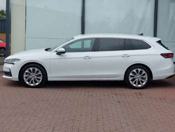 Used Skoda Superb 2024 for sale - 75177327: Photo