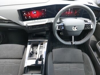 Used Vauxhall Astra 2025 for sale - 76511669: Photo