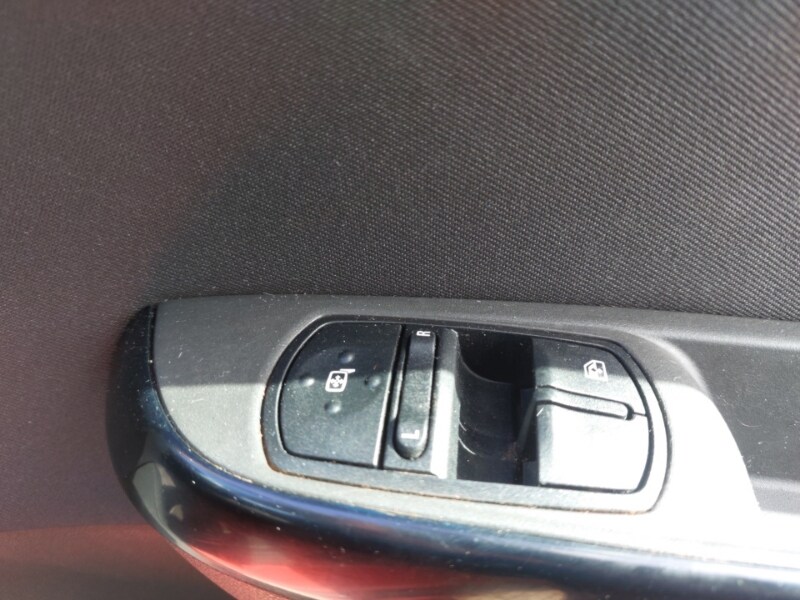 Used Vauxhall Corsa 2015 for sale - 78203039: Photo 11