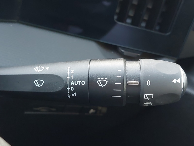 Used Vauxhall Astra 2023 for sale - 77963959: Photo 17