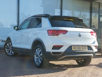 Used Volkswagen T-Roc 2019 for sale - 76238371: Photo 3