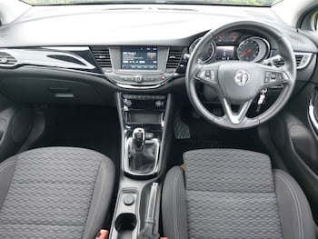 Used Vauxhall Astra 2019 for sale - 79011338: Photo