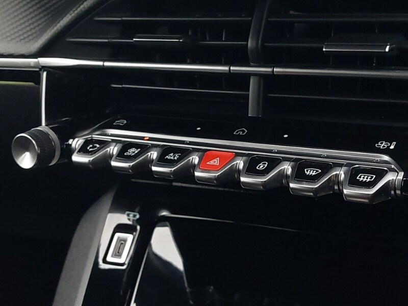 Used Peugeot 2008 2023 for sale - 77761108: Photo 11