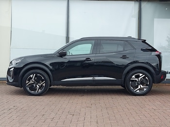 Used Peugeot 2008 2023 for sale - 77761108: Photo