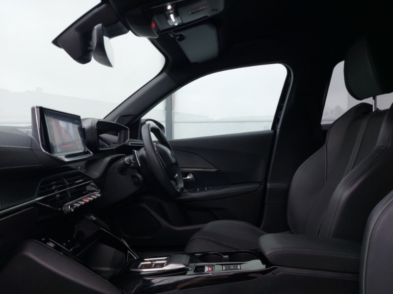 Used Peugeot 2008 2023 for sale - 77761108: Photo 5