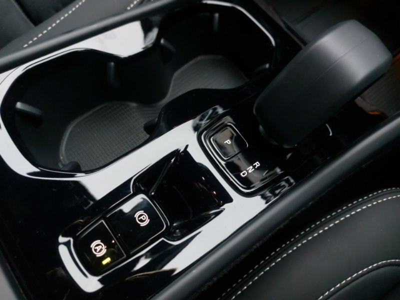 Used Volvo XC40 2025 for sale - 76885439: Photo 14