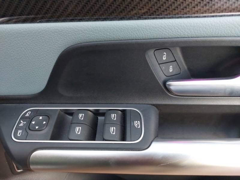 Used Mercedes-Benz GLA 2023 for sale - 77076190: Photo 11