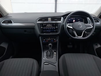 Used Volkswagen Tiguan Allspace 2023 for sale - 78032768: Photo